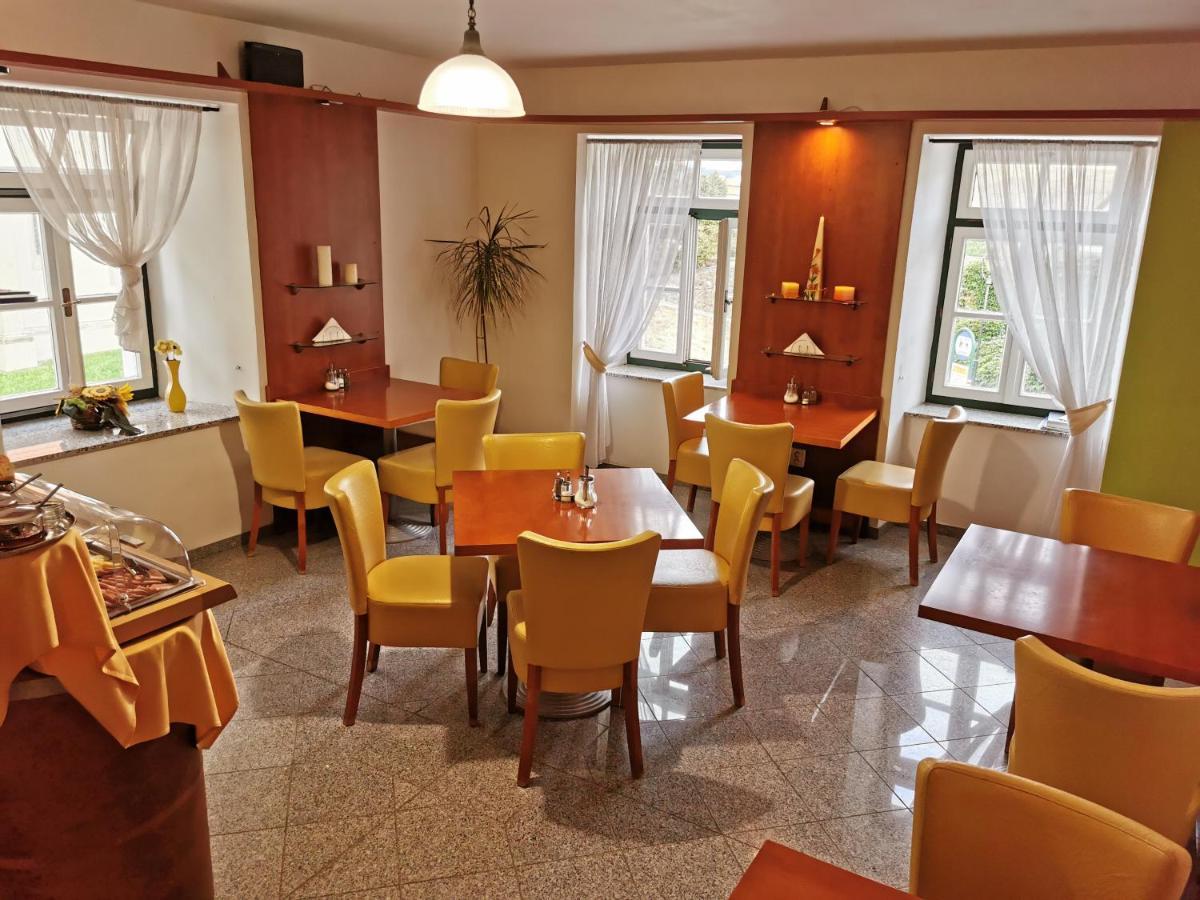 Hotel Rezidence Zvon Znojmo Exterior foto