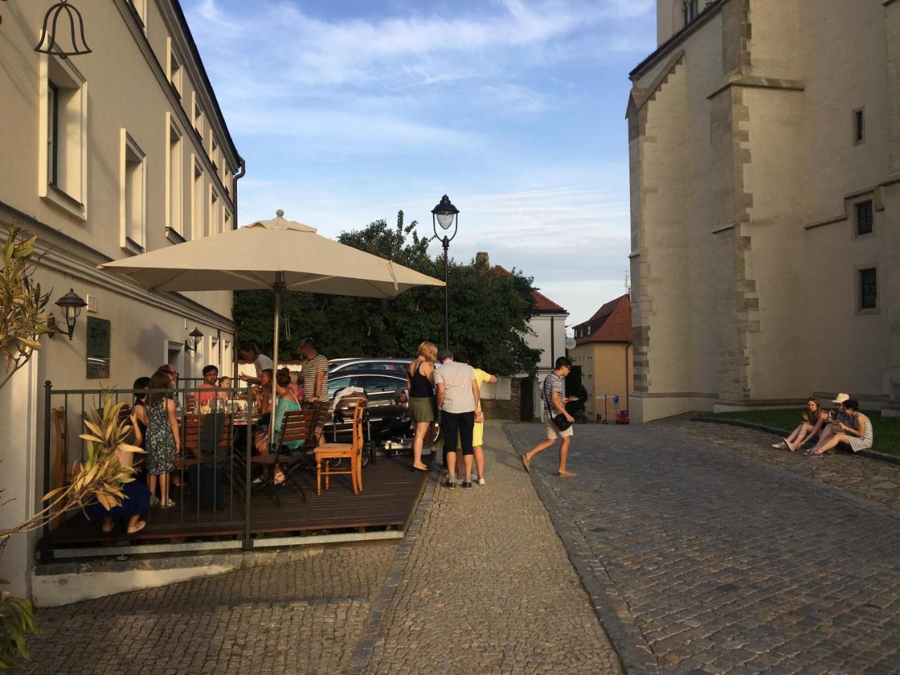 Hotel Rezidence Zvon Znojmo Exterior foto